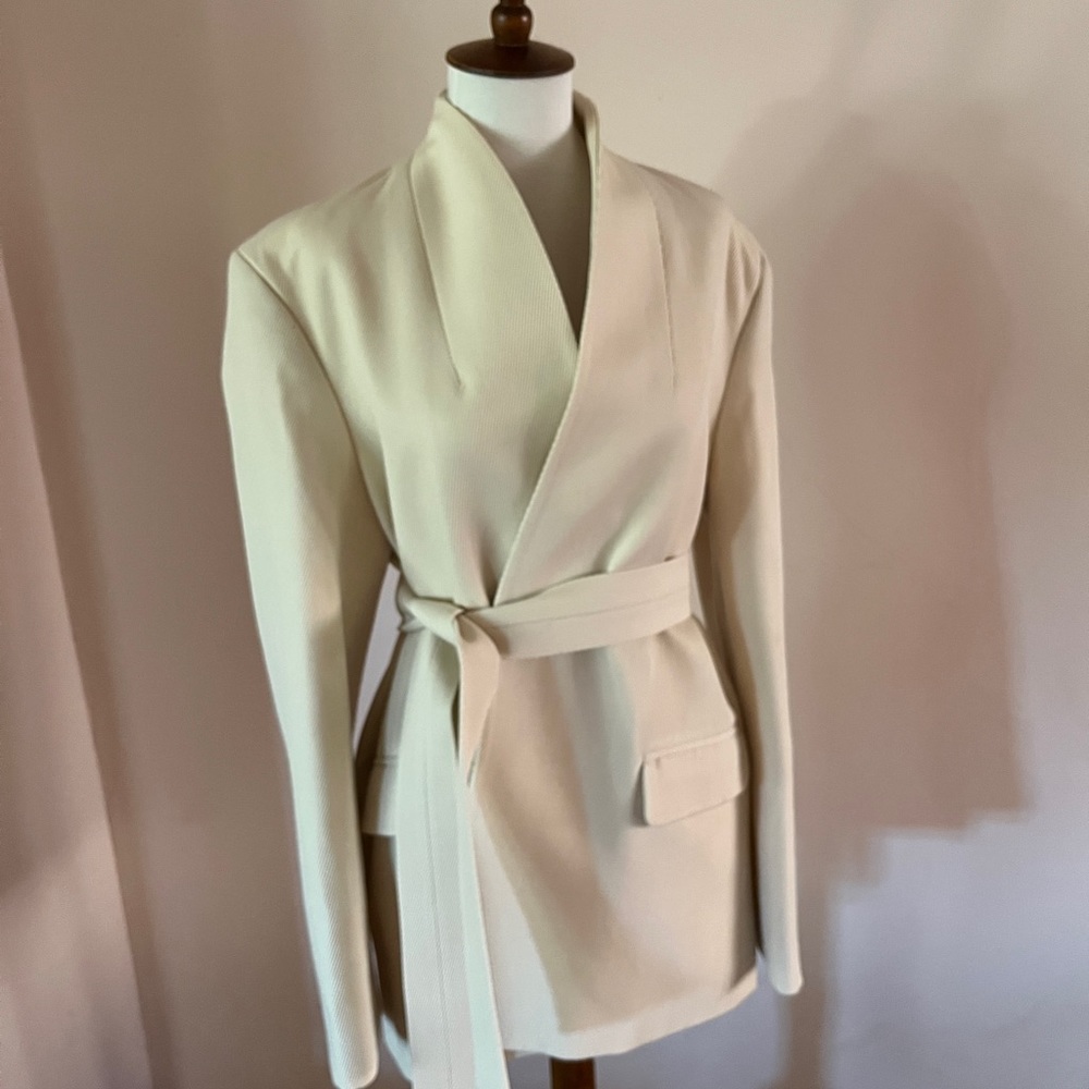 Raeye White Structured Blazer